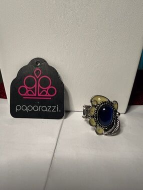 paparazzi Blue and Cream Floral Statement Ring
